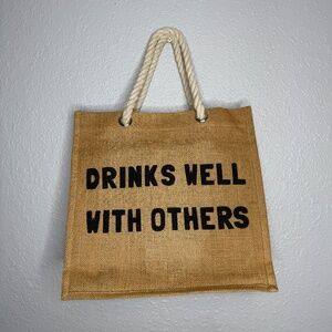 Carry Your Tote of wine up‎ to 6 Bottles in this fun Canvas Bag